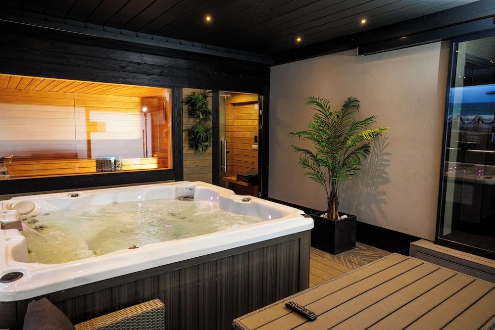 Arena Deluxe & Spa