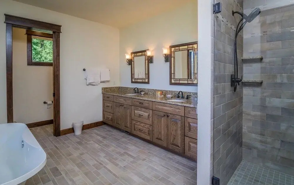 Aerie - 4 Br Home
