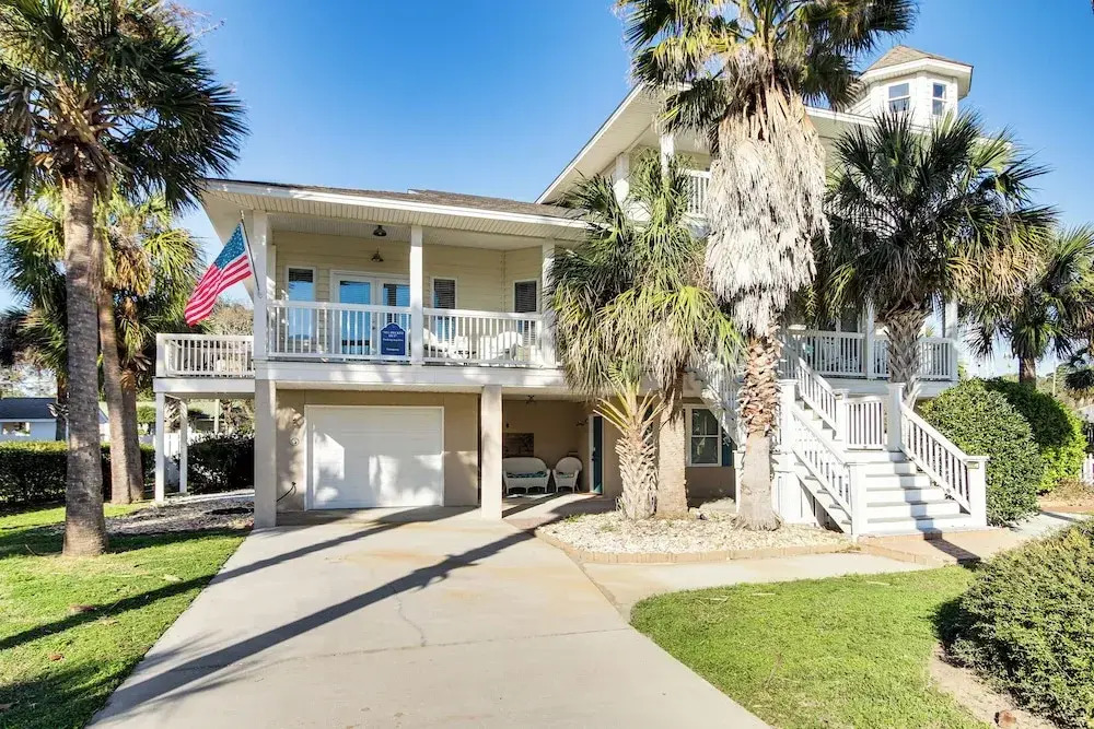 Tybee Island Gem: Spacious Home w/ Private Pool