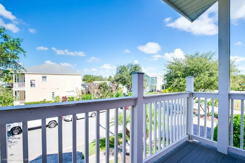 5bed 5Ba Reunion Villa w. Pool