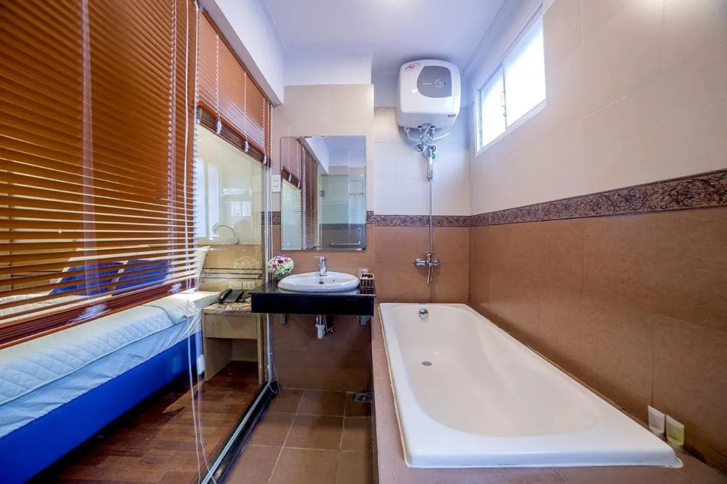 My Hotel 24