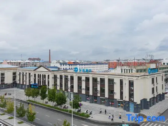 HanTing Hotel (Baicheng Railway Station)