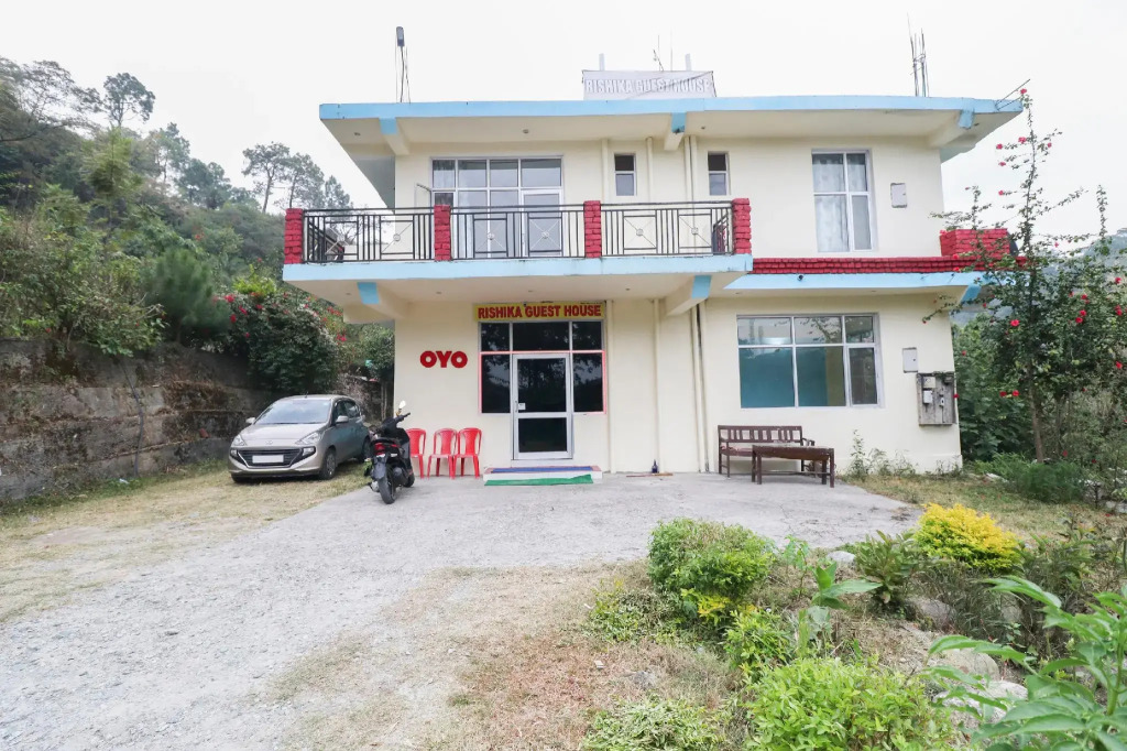 OYO 65167 Rishika Guest House