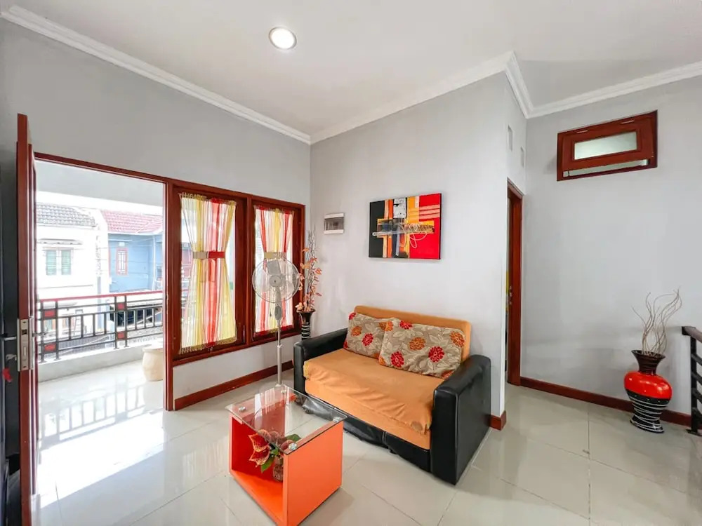 Homestay Syariah Ambarukmo Plaza by Simply Homy