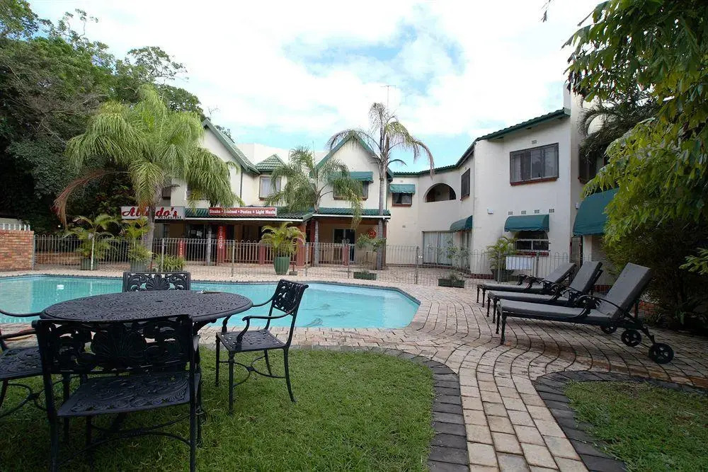 Lake View Cabanas