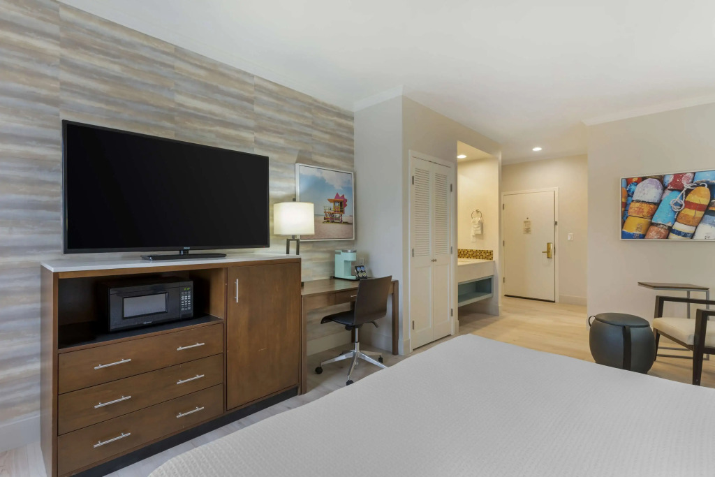 Best Western Plus All Suites Inn