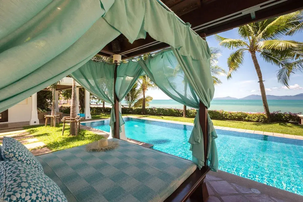 Miskawaan Beachfront Villas