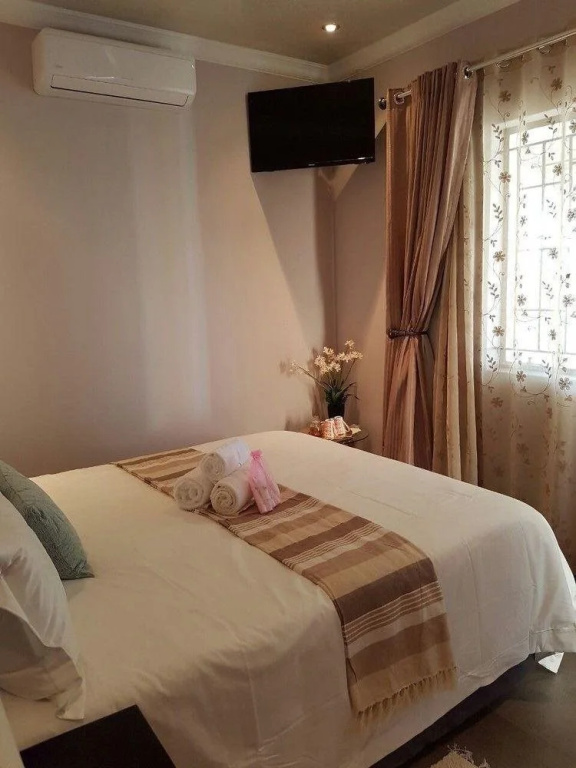 Rochilla Guest House