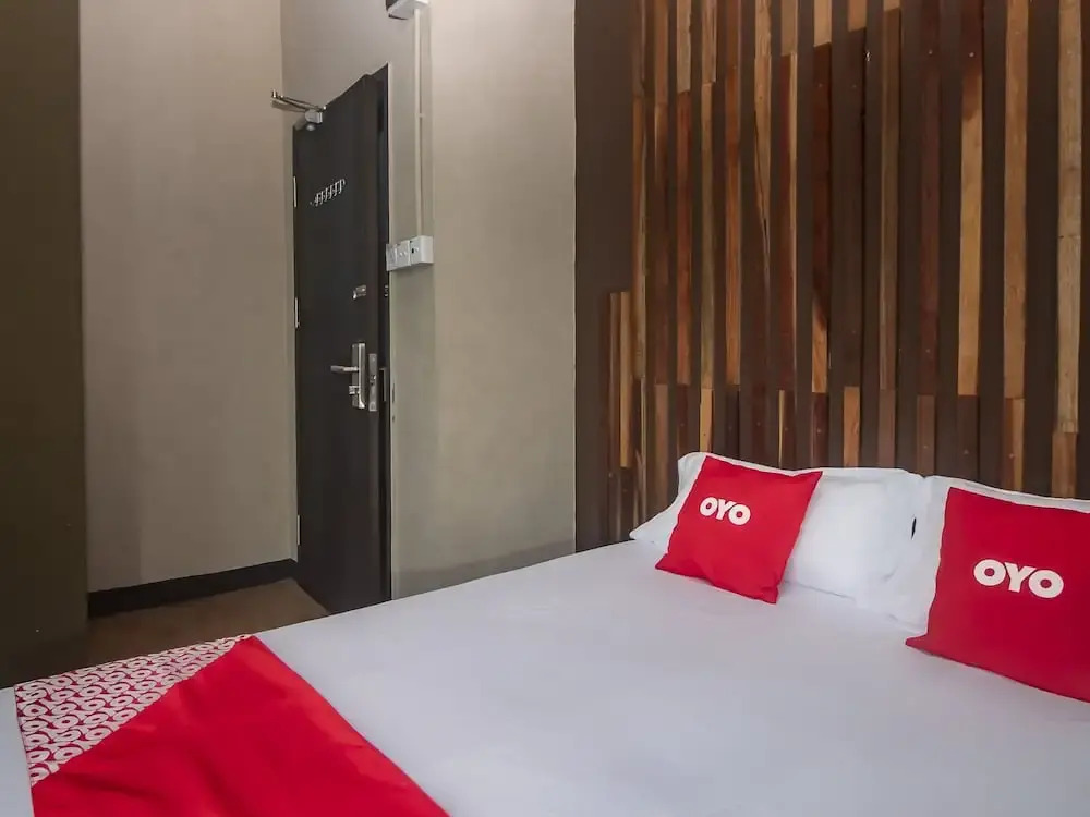 Hotel O Hi Inn 3