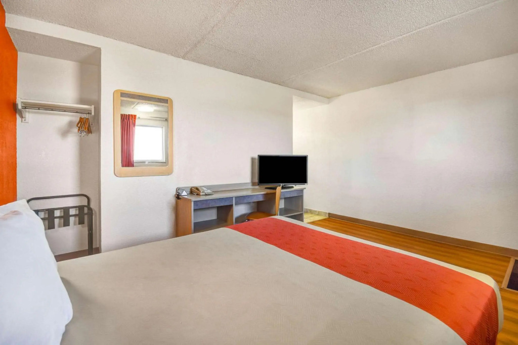 Motel 6-North Ridgeville, OH - Cleveland Intl Airport - N Ridgeville