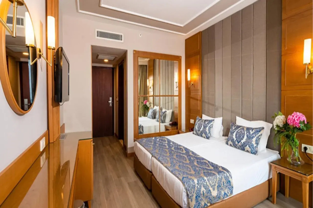 Royal Atlantis Beach