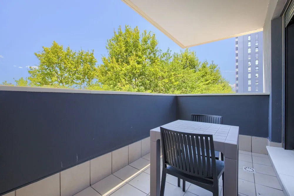 Arena 20 Suites
