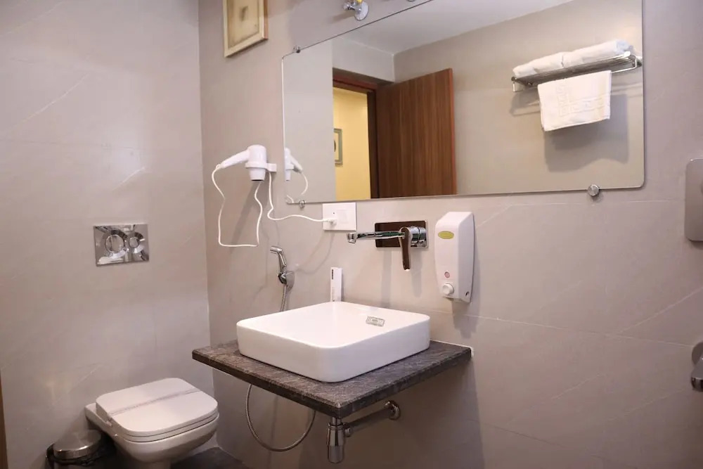 Hotel Sharda Residency