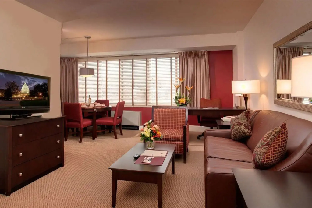 The Virginian Suites, an Ascend Collection hotel