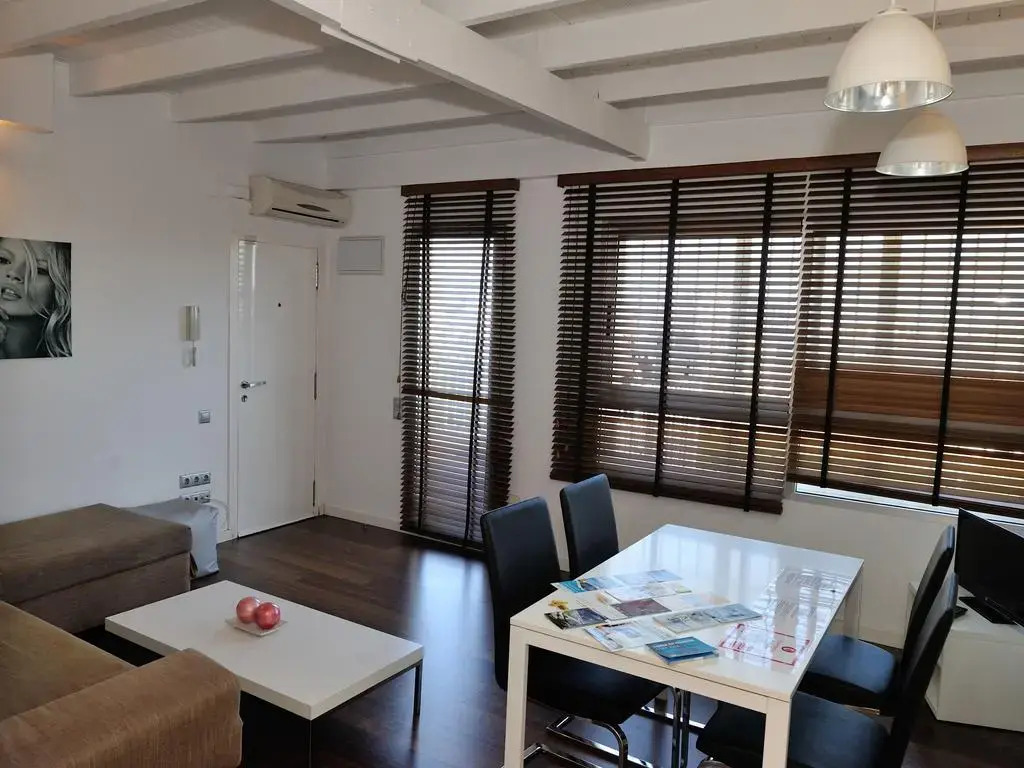 VLC Habitat Cánovas