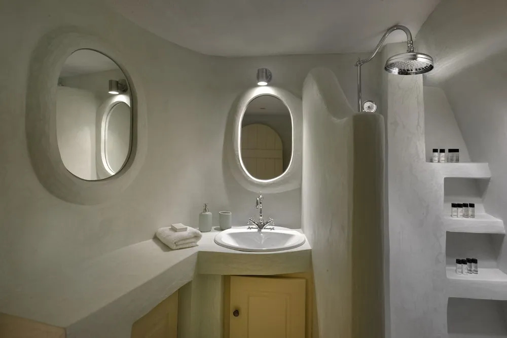The A Collection, Oia by K&K