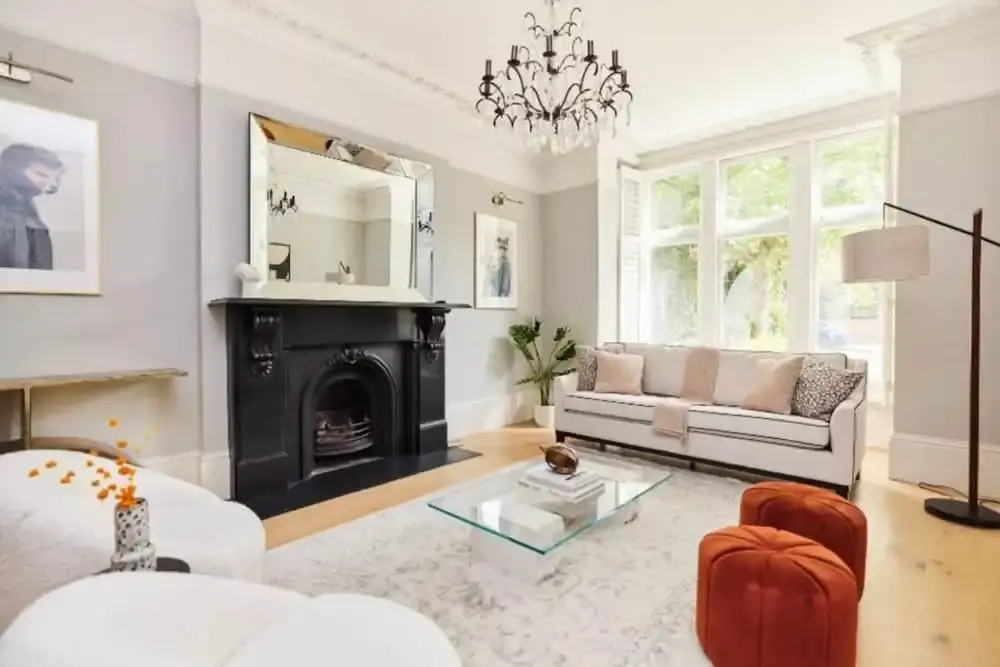 The Ealing Space - Classy 5BDR House with Garden and Parking