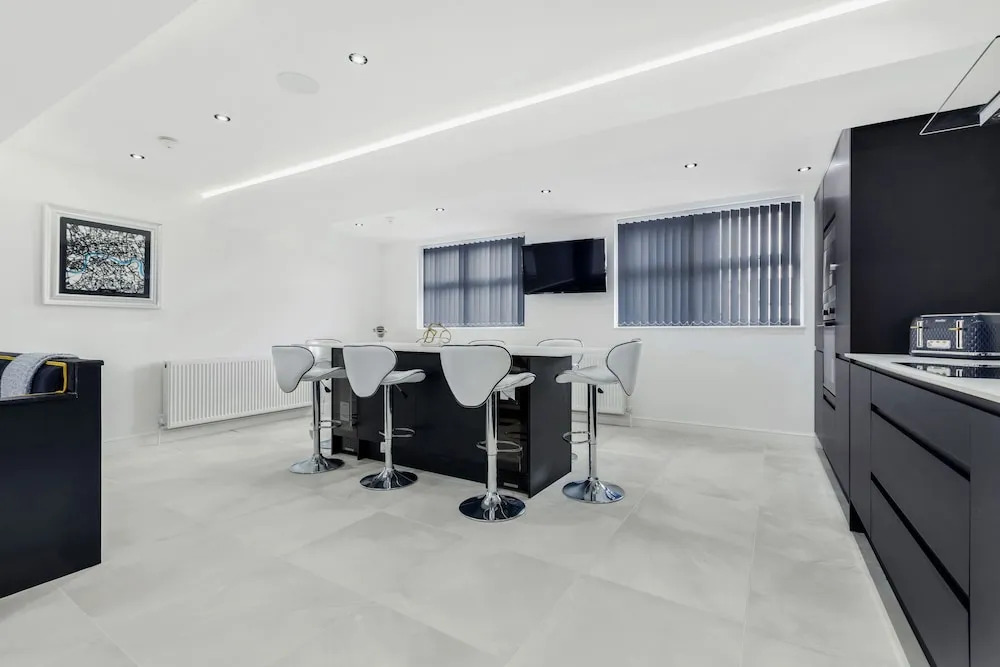 Wellington Suites by Sasco Apartments