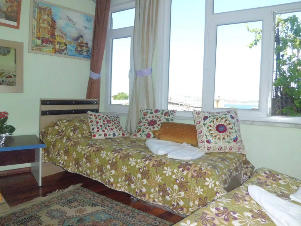 Chora Guesthouse