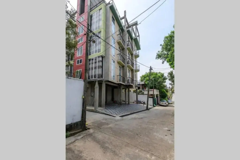 Amaze Residence luxury 2 bedroom apartment 5