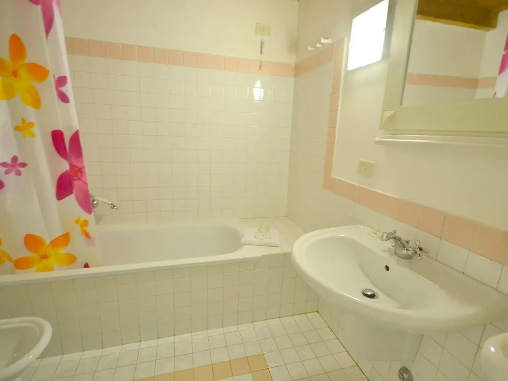 Traditional villa in Stintino with private garden and pool
