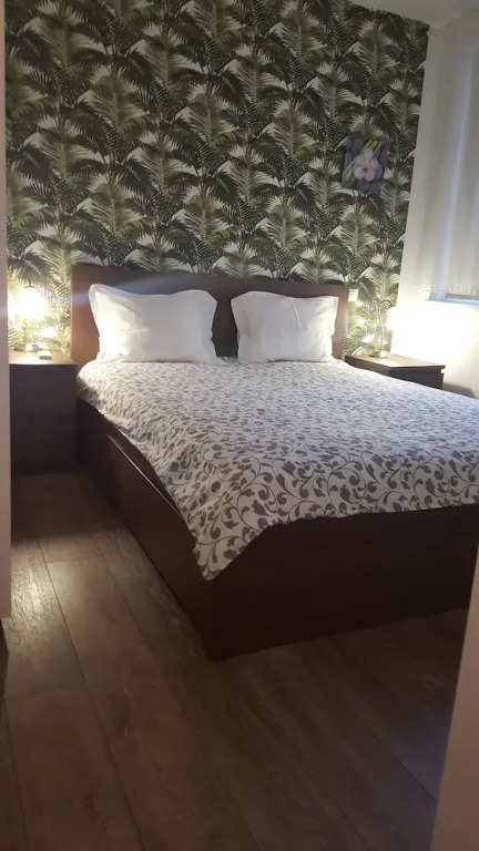 Balcescu Apartment 33