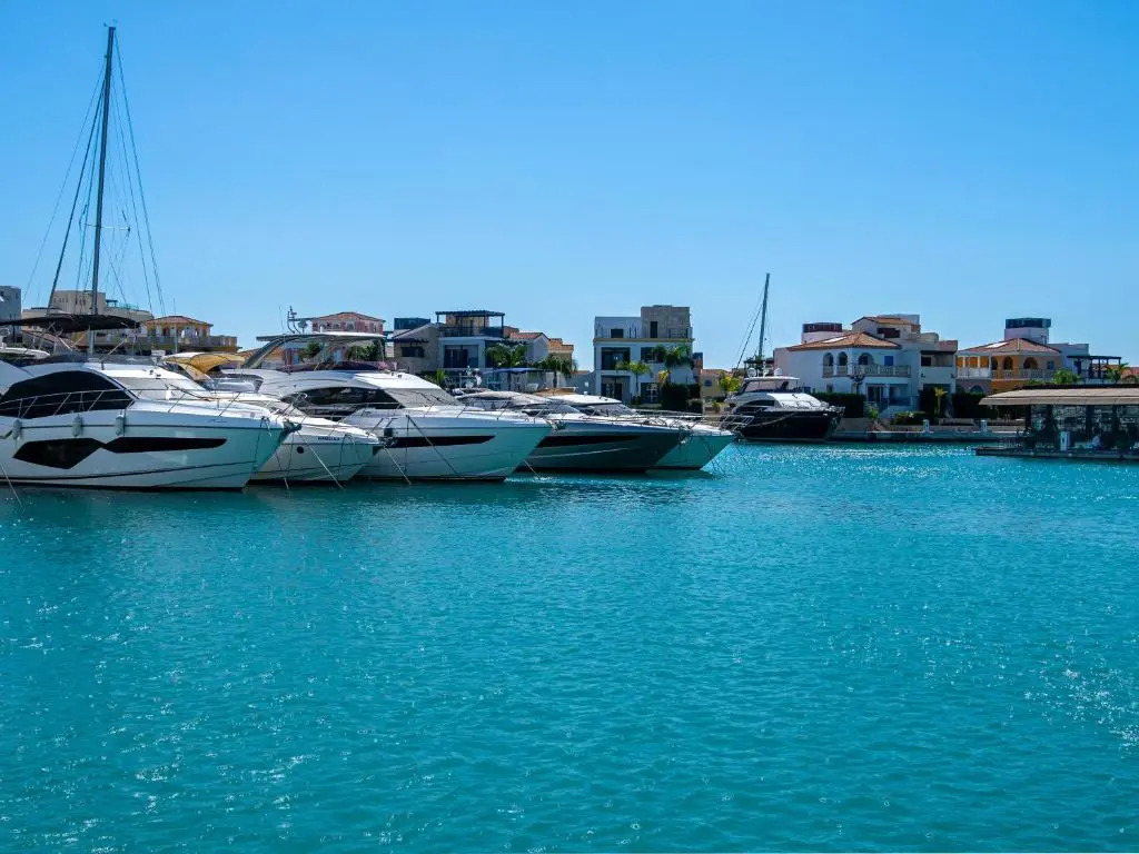 Sanders Crystal 2 Limassol