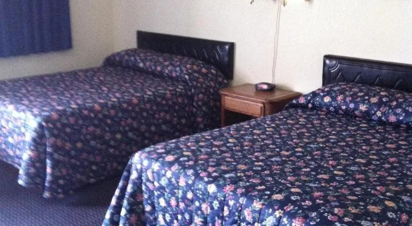 CRYSTAL MOTEL