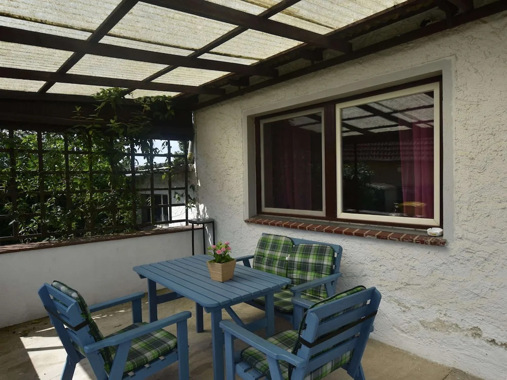 Peaceful Bungalow in Diedrichshagen near Baltic Sea