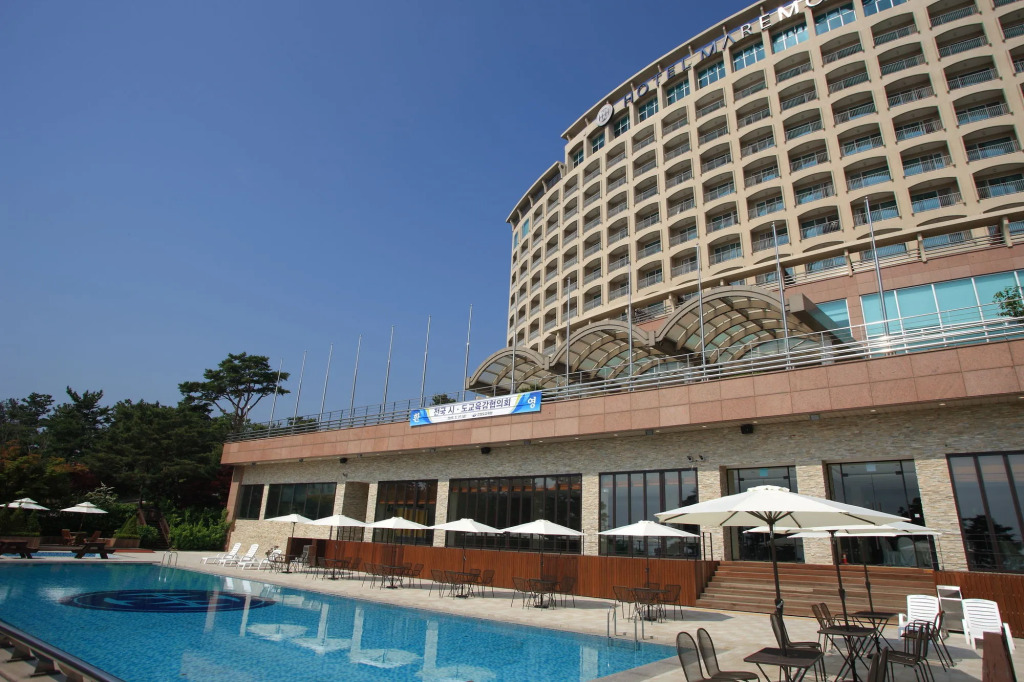 Hotel Maremons