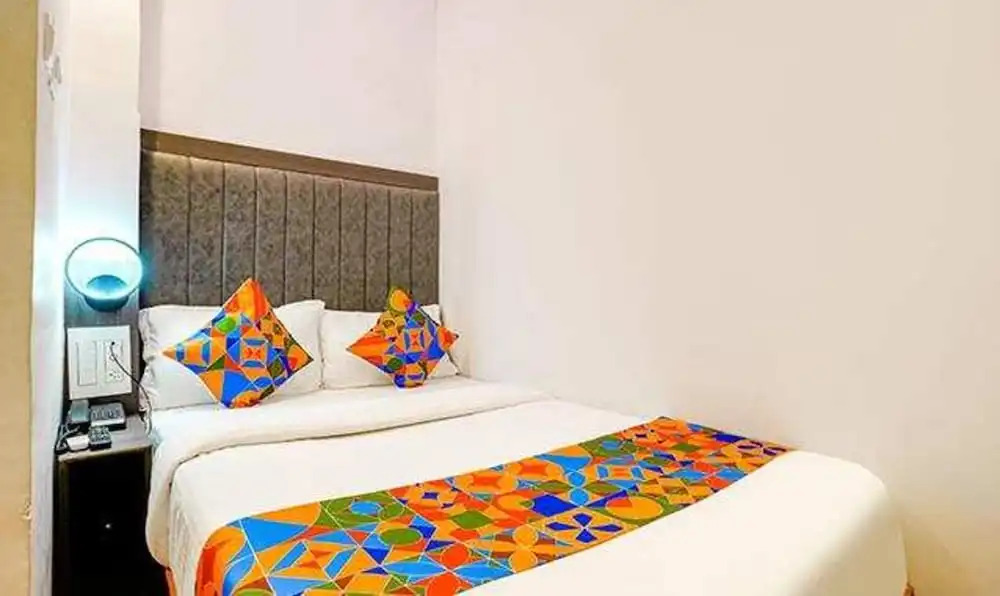 Hotel O Sunrise Suites