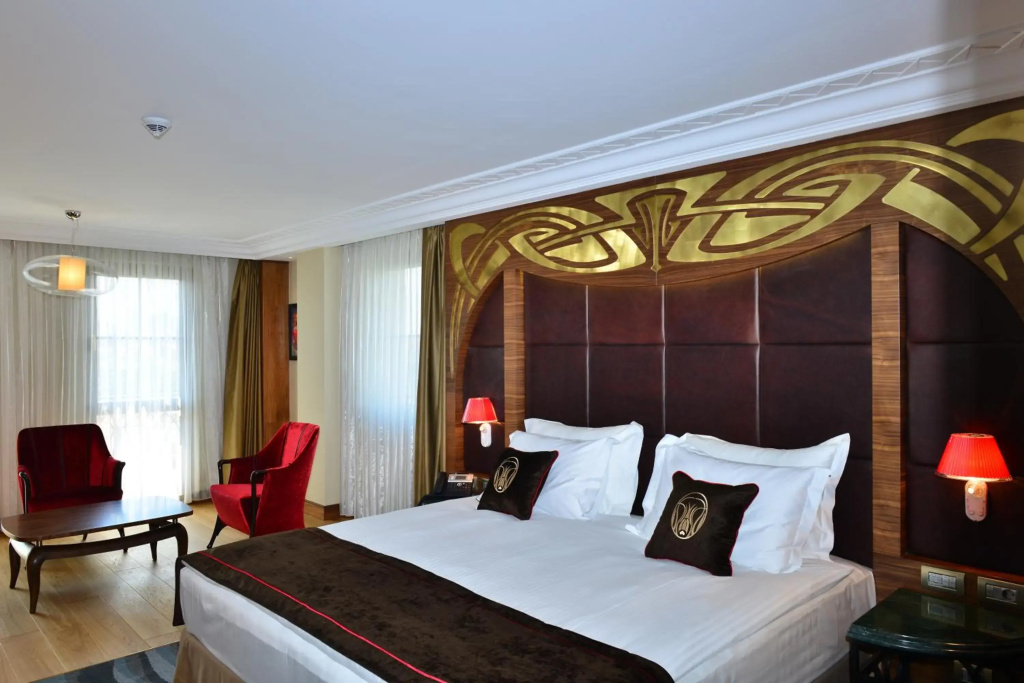 Warwick Ankara