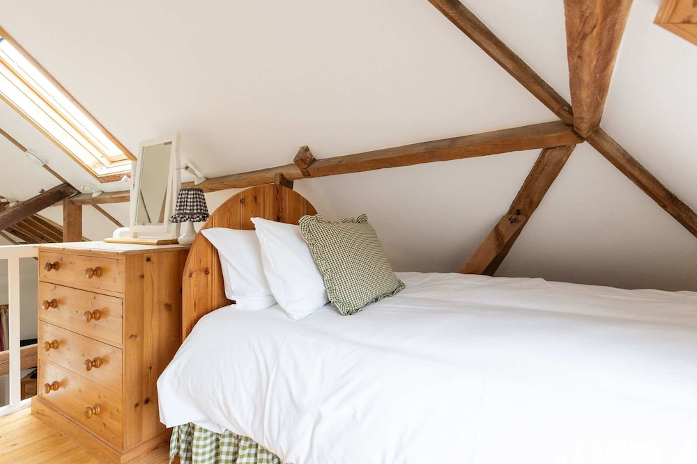 Wren Barn - Cosy 2-bed Converted Barn in Sidlesham