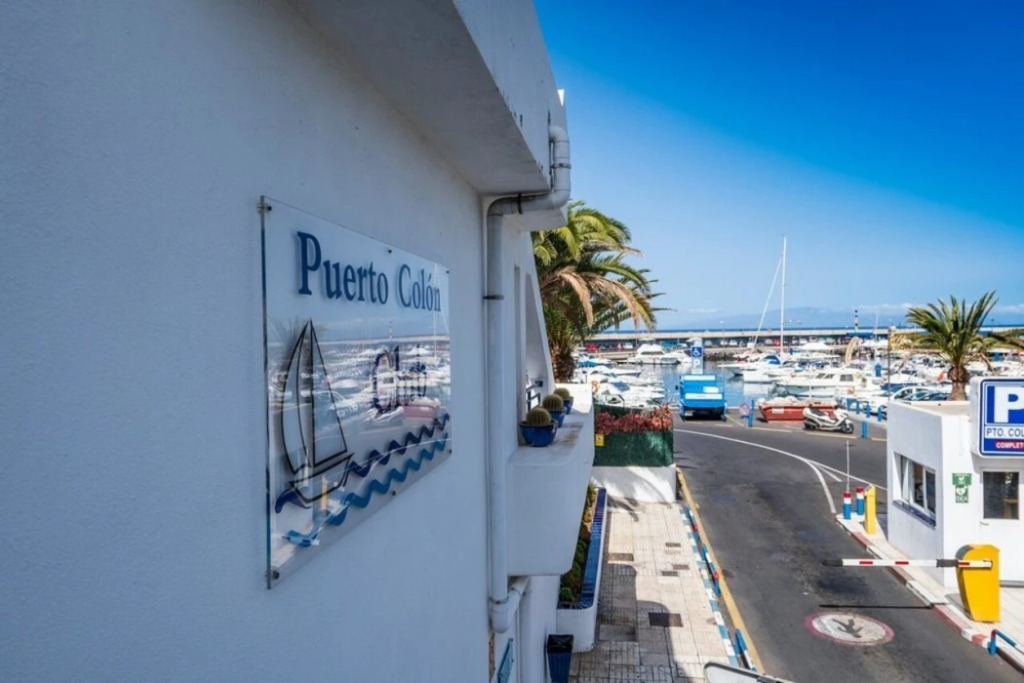 Apartamentos Puerto Colon Club