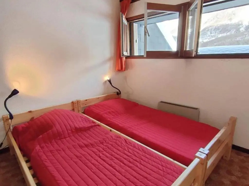 Appartement Cauterets, 3 pièces, 6 personnes - FR-1-234-263