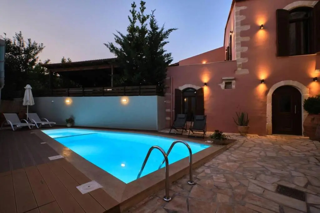 Stone Villa with swimming pool-BBQ