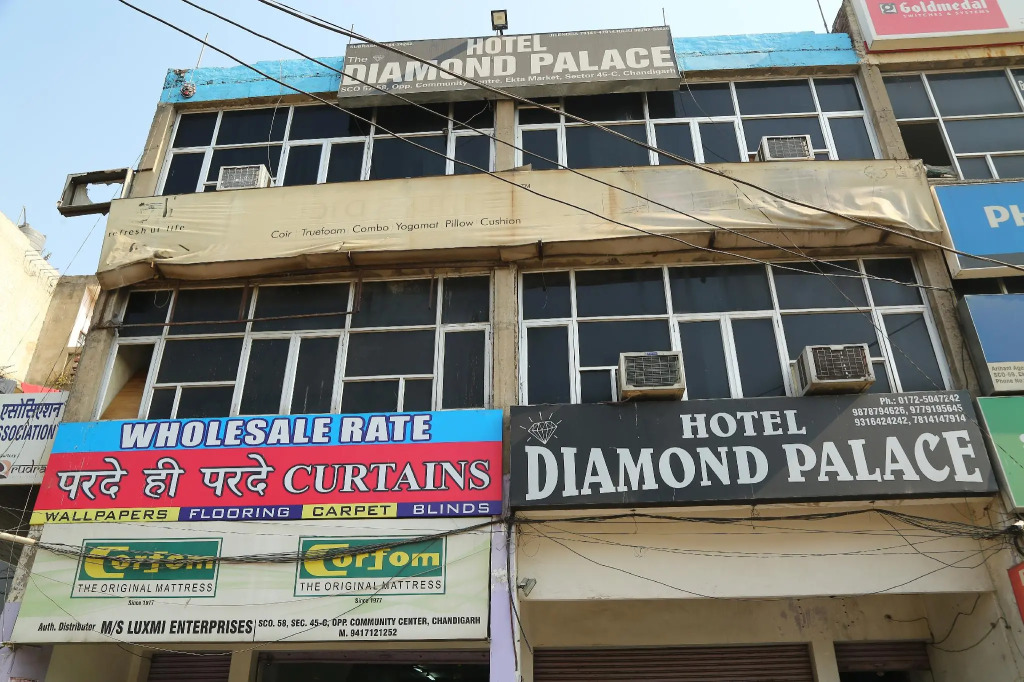 DIAMOND PALACE