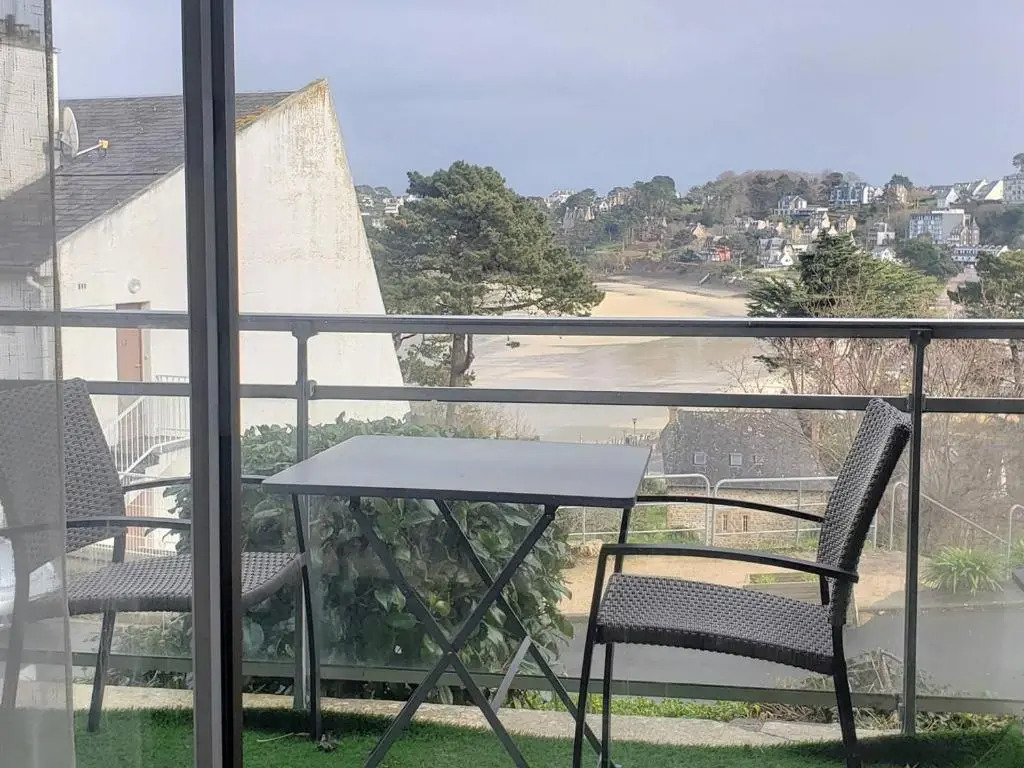 Appartement Perros-Guirec, 2 pièces, 4 personnes - FR-1-368-334