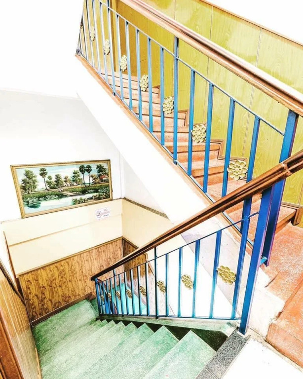 Lucky Ro Hotel & Restaurant
