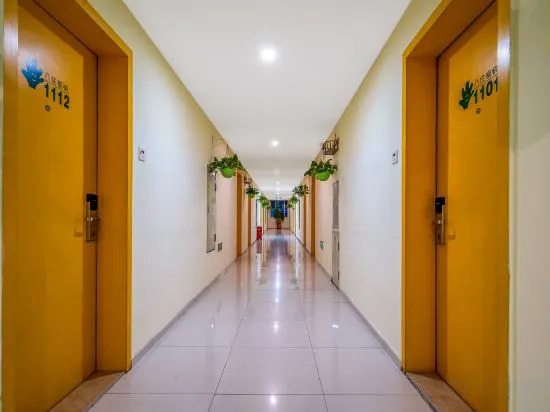 Bafang Select Hotel (Shipai Lifeng Plaza store)