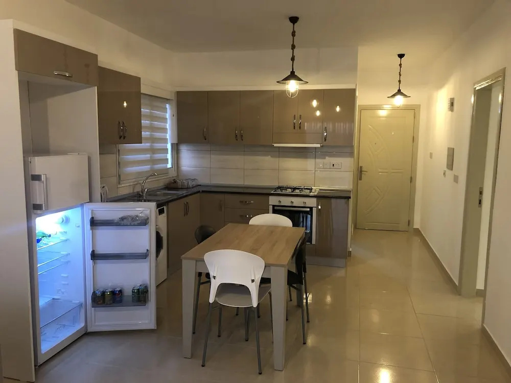 Deniz Airport Suites