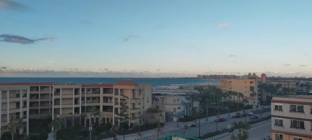 Sunset Haven, AlMaamoura