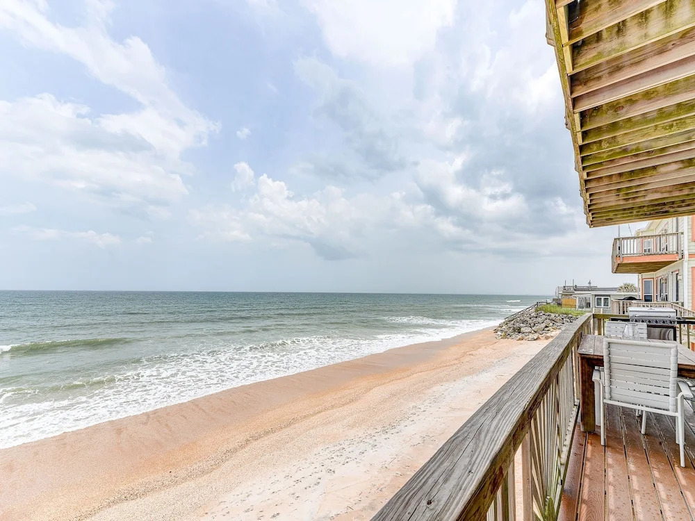 Sun And Surf - Four Bedroom Home