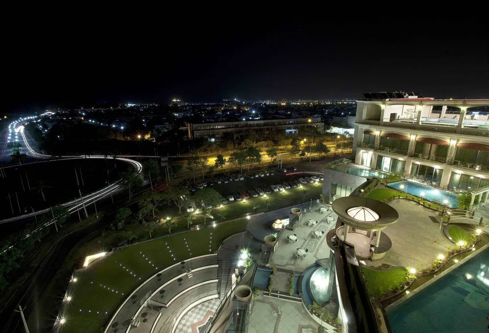 Welcom Bella Vista Chandigarh Hotel