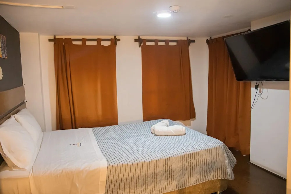 Thay83 Hostel