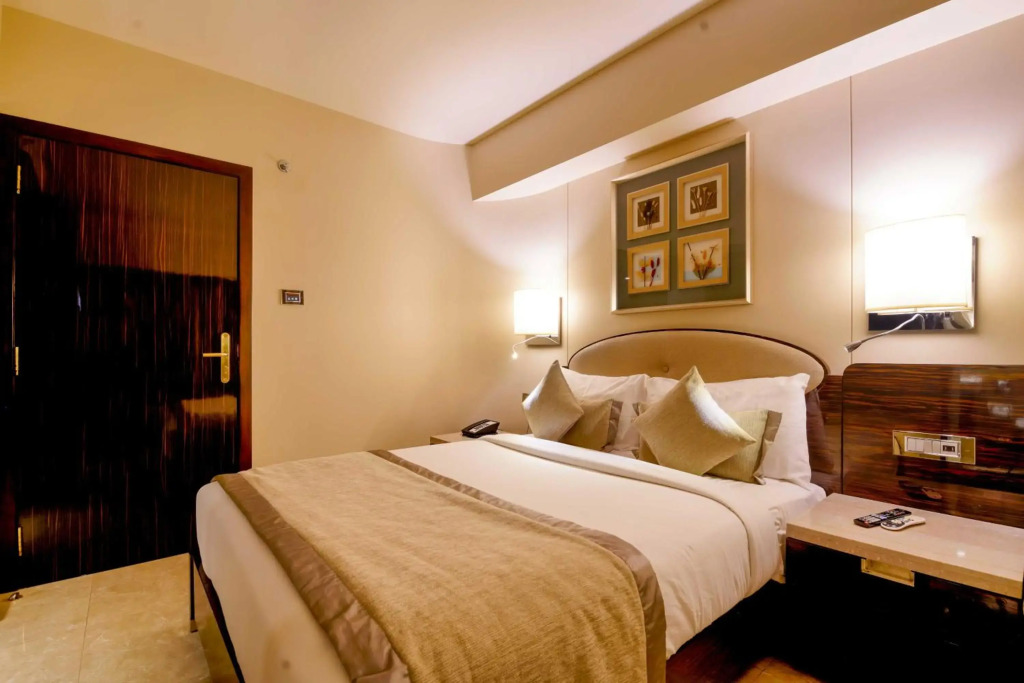 Hotel Sai Palace Grand Malad