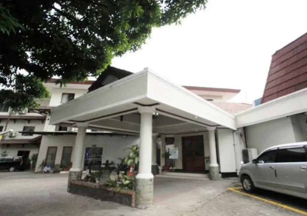Puri Mega Hotel
