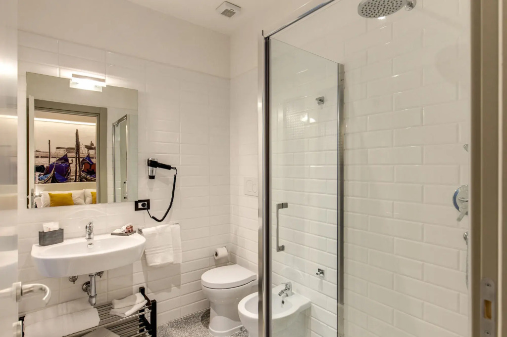 Grand Tour Rome Suites - Liberty Collection