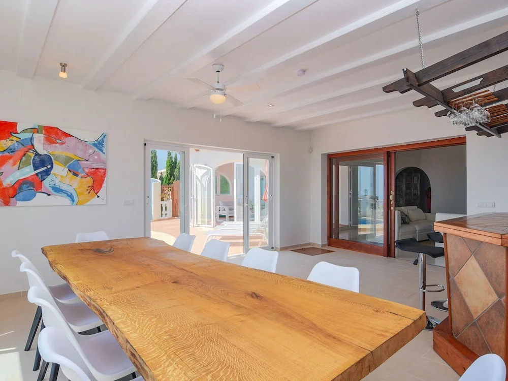 Beautiful Detached Villa10 People Private Swimming Pool and 180 Degrees sea View