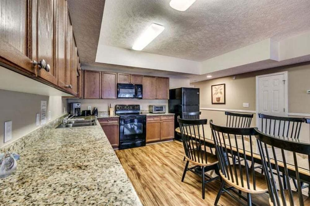 Myrtle Beach Villas 105 A